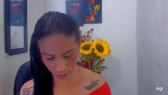 Snapshot of juanblakbigcock chatting on 10.25.25 juanblakbigcock online show from 10.25.25