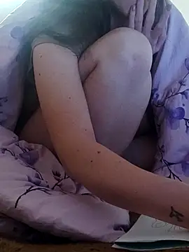 emeli moon online show from 09.21.25