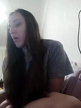 emeli moon online show from 12.18.25