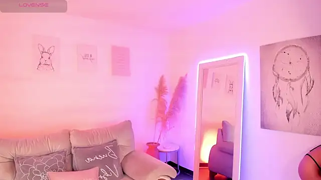 Misslinda  online show from 01.07.26