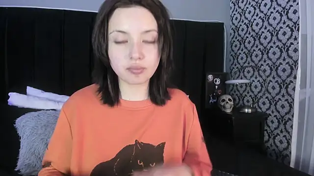 Adeelinee online show from 03.07.26