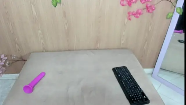 jenelotizz06 online show from 07.05.26