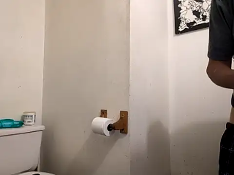 Snapshot of KinkyDesires chatting on 10.13.25 KinkyDesires online show from 10.13.25