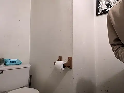 Snapshot of KinkyDesires chatting on 02.26.26 KinkyDesires online show from 02.26.26