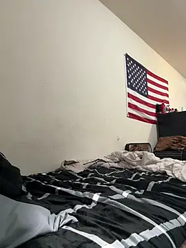 El Gizmo online show from 12.15.24