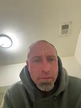 El Gizmo online show from 12.26.24