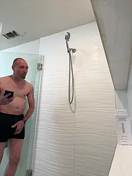 El Gizmo online show from 03.08.25