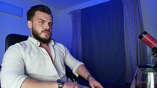 juliusmasters online show from 12.11.24