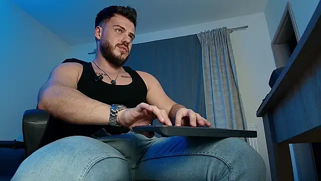 juliusmasters online show from 12.23.24
