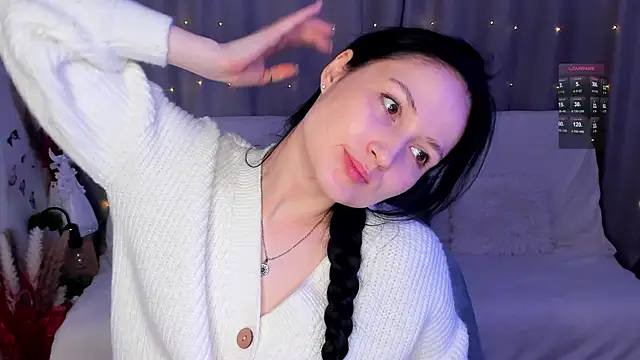 LisaMooore online show from 01.11.25