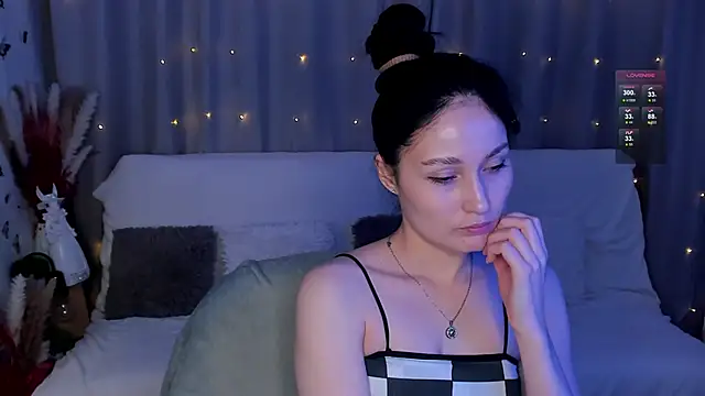 LisaMooore online show from 01.29.25