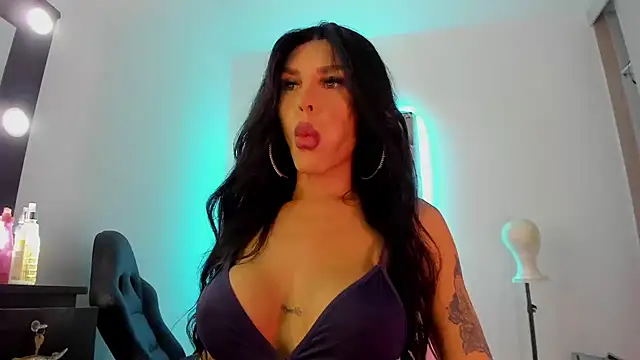  juliana star  online show from 03.15.25