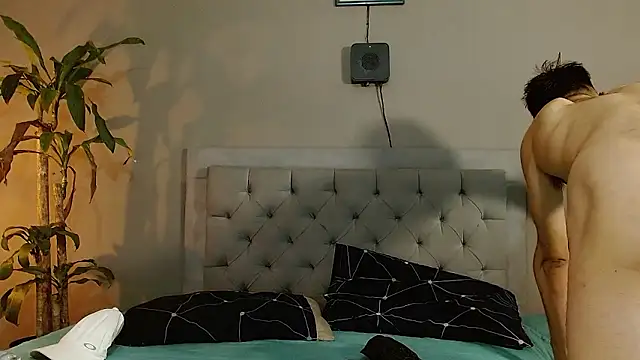 Mr WhiteCock online show from 12.03.24
