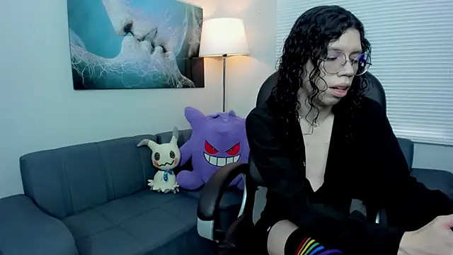 Snapshot of Angel_Dust18 chatting on 09.19.25 Angel Dust18 online show from 09.19.25