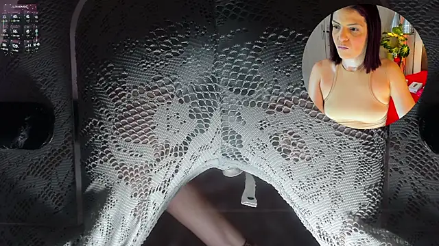 KatteMoss online show from 09.25.25