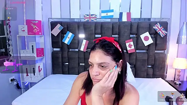 KatteMoss online show from 07.16.26