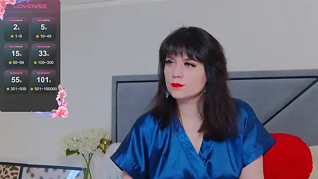 BellaHillss online show from 01.25.25