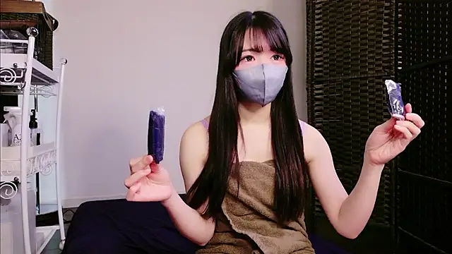 Snapshot of hina_porn chatting on 11.17.25 hina porn online show from 11.17.25