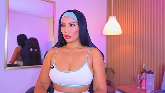 Dakota diaz  online show from 04.13.26