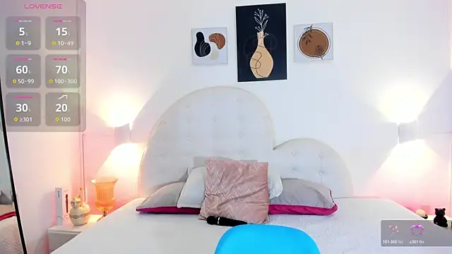 Umarani  online show from 10.29.25