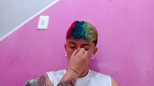 tomboyblue online show from 10.21.25