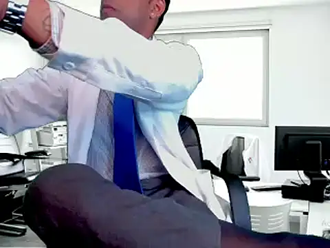 Snapshot of Paolo_johnson chatting on 02.01.25 Paolo johnson online show from 02.01.25