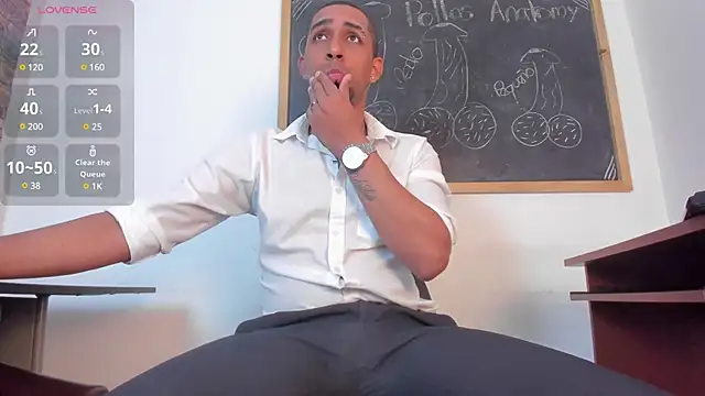 Snapshot of Paolo_johnson chatting on 03.19.25 Paolo johnson online show from 03.19.25