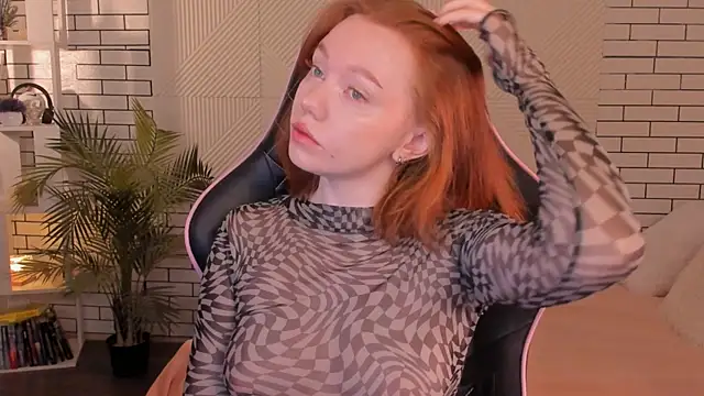 foxyMistrees online show from 12.02.24
