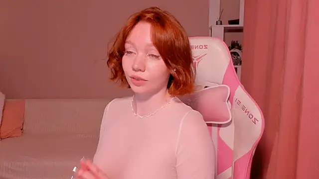 foxyMistrees online show from 12.30.24