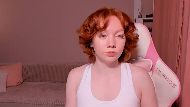 foxyMistrees online show from 01.07.25