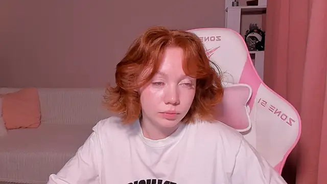 foxyMistrees online show from 01.25.25