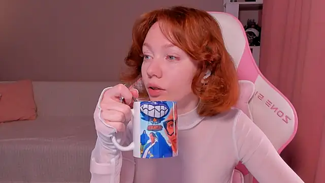 foxyMistrees online show from 02.03.25