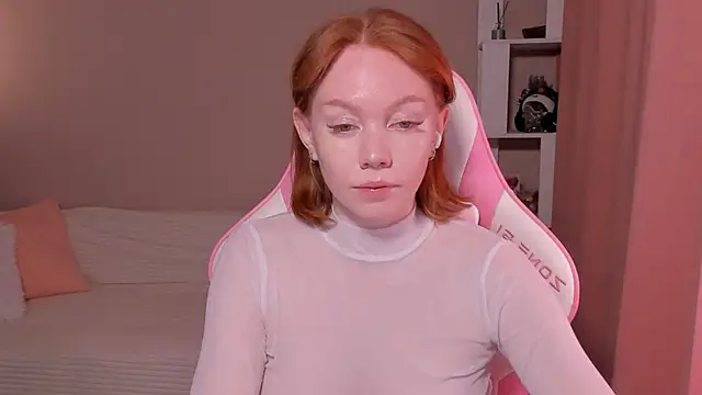 foxyMistrees online show from 02.21.25