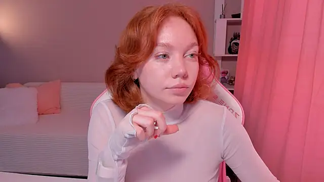 foxyMistrees online show from 02.26.25