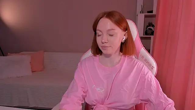 foxyMistrees online show from 03.01.25