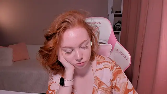 foxyMistrees online show from 03.18.25
