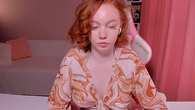 foxyMistrees online show from 03.18.25