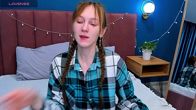 VanillaKelly online show from 02.03.25