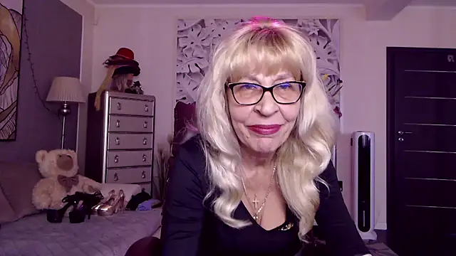 HornyMilf 555 online show from 09.23.25