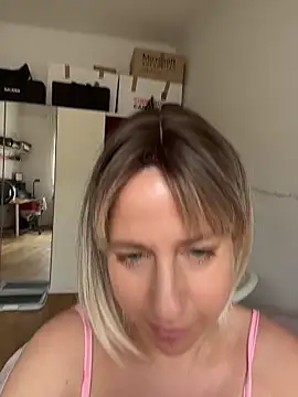 MariaValentine online show from 06.14.26