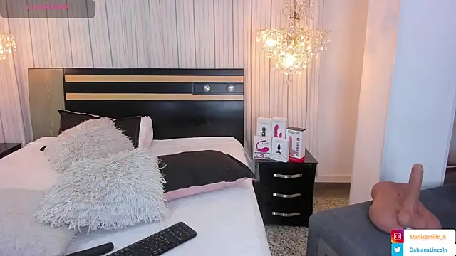 DahianaLincoln online show from 12.21.24