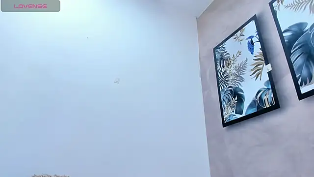 DahianaLincoln online show from 10.29.25