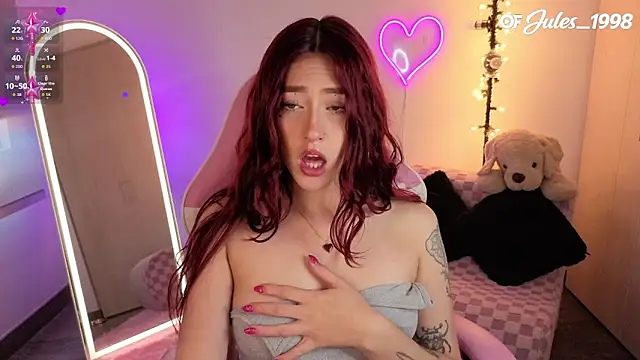 Snapshot of violet_ch chatting on 02.27.26 violet ch online show from 02.27.26