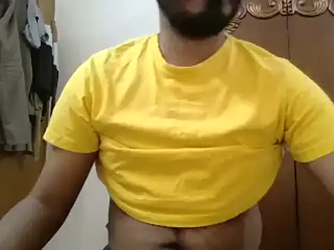 Snapshot of desiboyasif chatting on 12.23.24 desiboyasif online show from 12.23.24