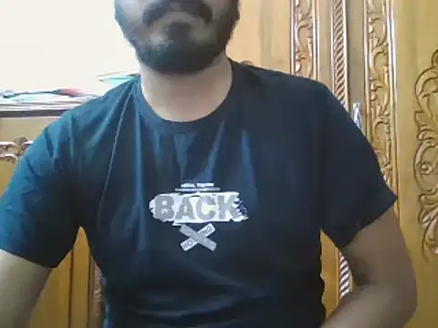 Snapshot of desiboyasif chatting on 01.01.25 desiboyasif online show from 01.01.25