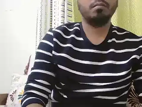 Snapshot of desiboyasif chatting on 01.17.25 desiboyasif online show from 01.17.25