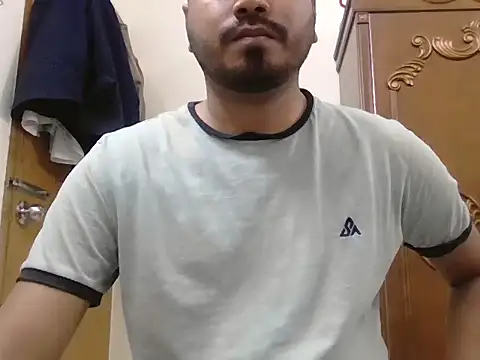 Snapshot of desiboyasif chatting on 09.29.25 desiboyasif online show from 09.29.25