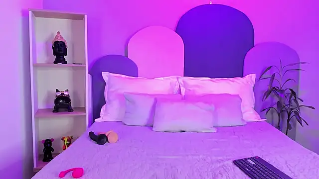 SophieGomez22 online show from 02.07.26