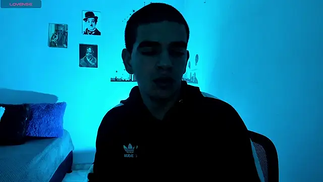 Ares Johnson online show from 01.08.25