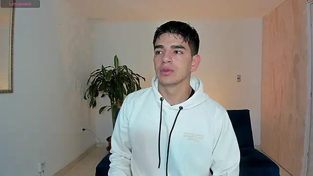 Ares Johnson online show from 10.09.25